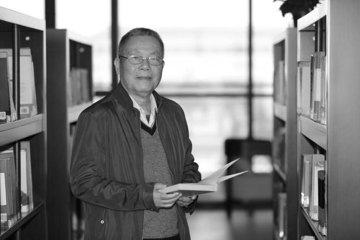 覃有土1.jpg 覃有土1.jpg